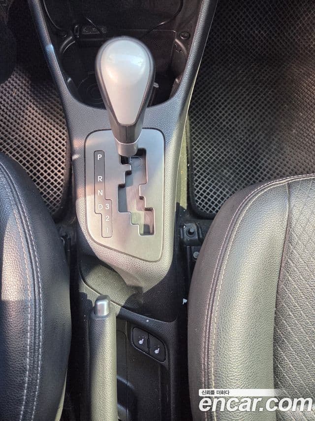 Kia All New Morning Luxury, 2012 9