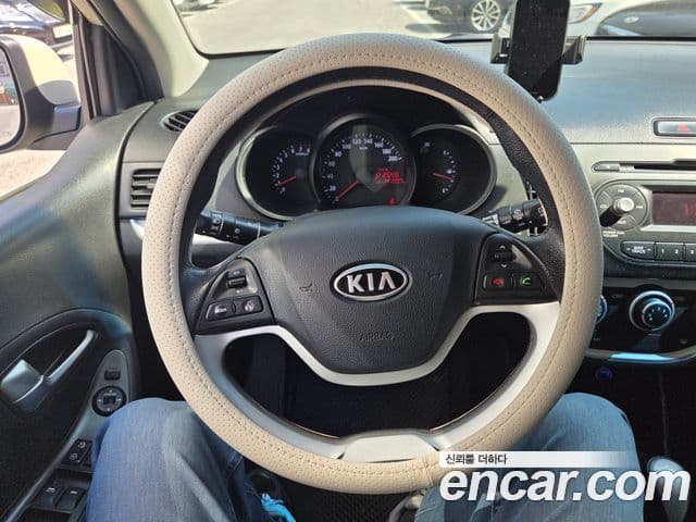 Kia All New Morning Luxury, 2012 11