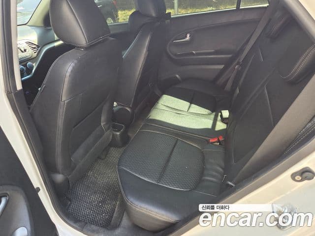 Kia All New Morning Luxury, 2012 17