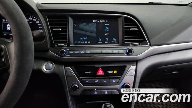 Hyundai Avante AD 1.6 GDI Value Plus, 2018 16