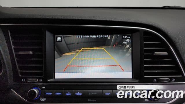 Hyundai Avante AD 1.6 GDI Value Plus, 2018 17