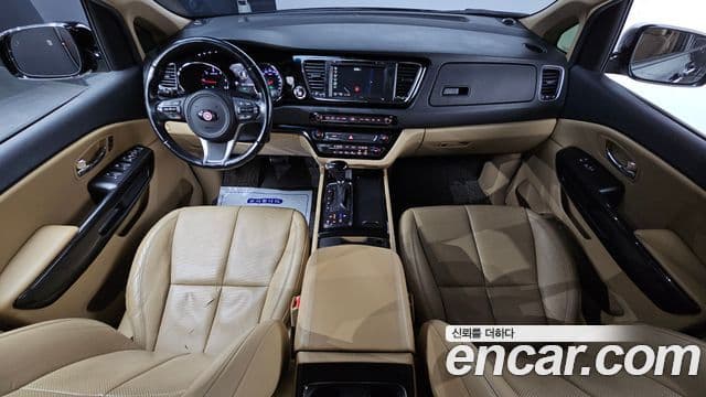 Kia All New Carnival Noblesse, 2016 7