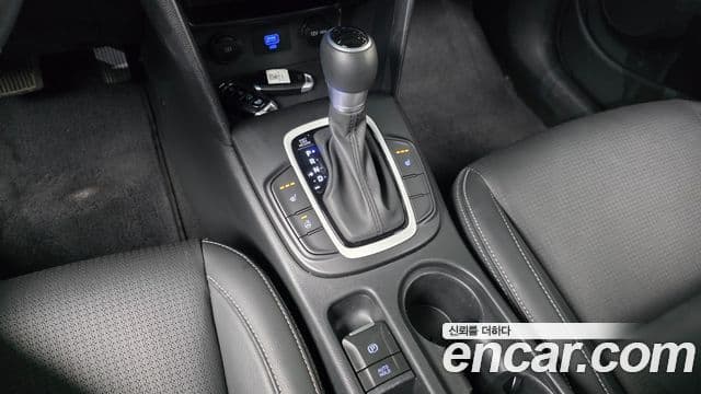 Hyundai Kona гибрид Special, 2020 9