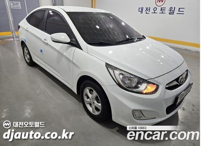 Hyundai Accent(новый кузов / новое поколение) Modern, 2011 2