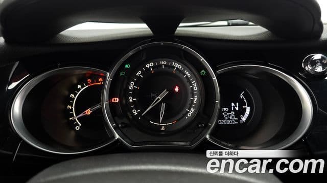 Ситроен / DS DS3 카브리오 1.6 BlueHDi So Chic, 2018 8