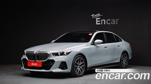BMW 5시리즈 (G60) 523d M Sport, 2024 1
