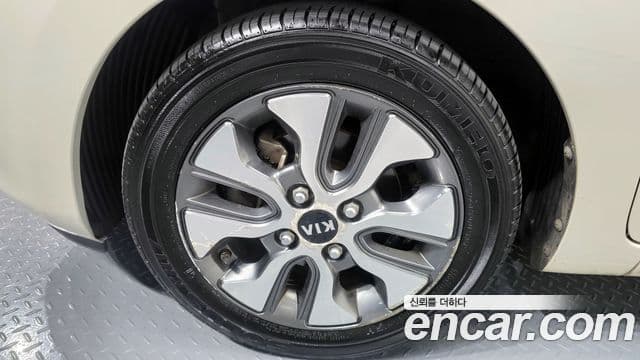 Kia The / новый New Morning Luxury, 2016 все фото