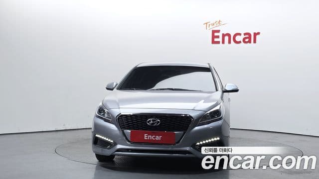 Hyundai LF Sonata гибрид Modern, 2016 3