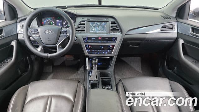 Hyundai LF Sonata гибрид Modern, 2016 7