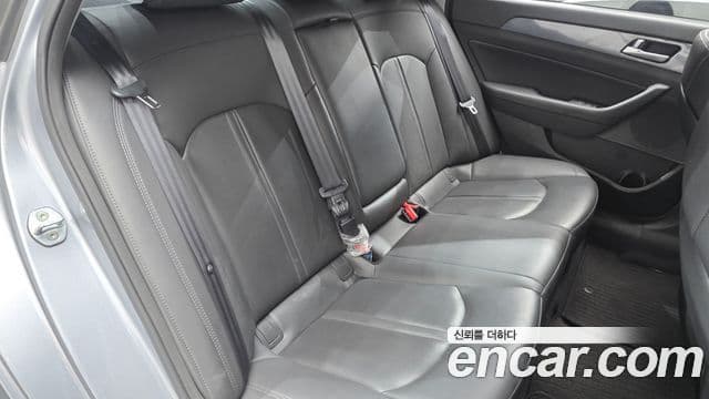 Hyundai LF Sonata гибрид Modern, 2016 12