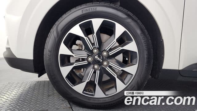 Kia Carnival 4세대 Prestige, 2023 все фото