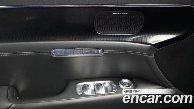 Genesis G90 (RS4) бензин 3.5 турбо AWD, 2023 17