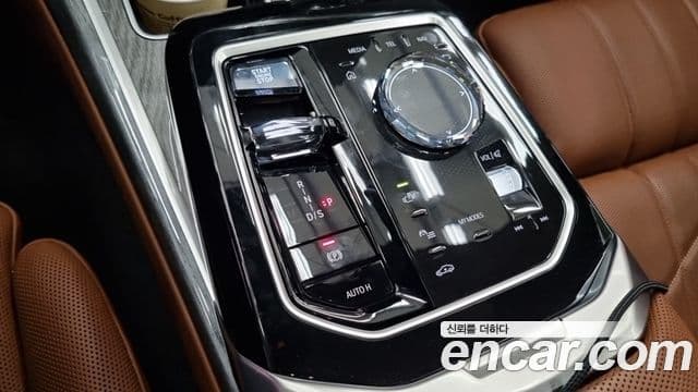 BMW 7시리즈 (G70) 740i xDrive M Sport, 2024 9