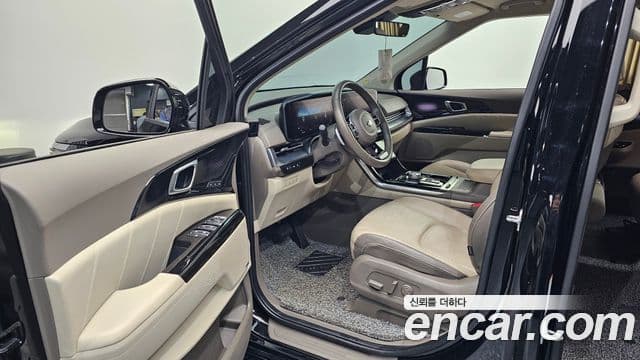 Kia Carnival 4세대 Signature, 2021 10