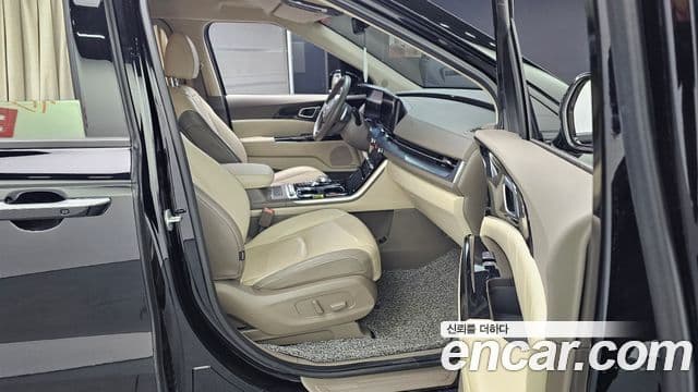 Kia Carnival 4세대 Signature, 2021 11