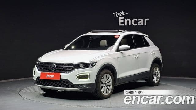 Volkswagen T-Roc Premium, 2021 1