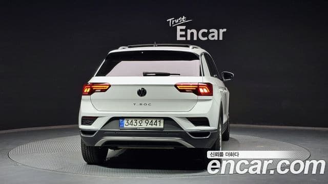 Volkswagen T-Roc Premium, 2021 4