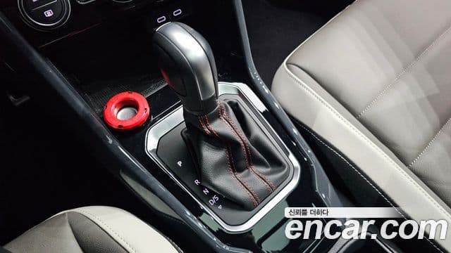 Volkswagen T-Roc Premium, 2021 9