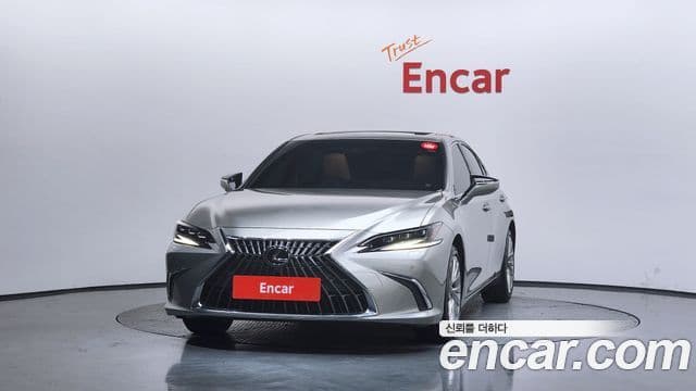Lexus ES300h 7세대 Executive, 2023 3