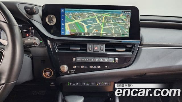 Lexus ES300h 7세대 Executive, 2023 14