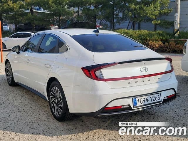 Hyundai Sonata гибрид (DN8) Inspiration, 2022 3