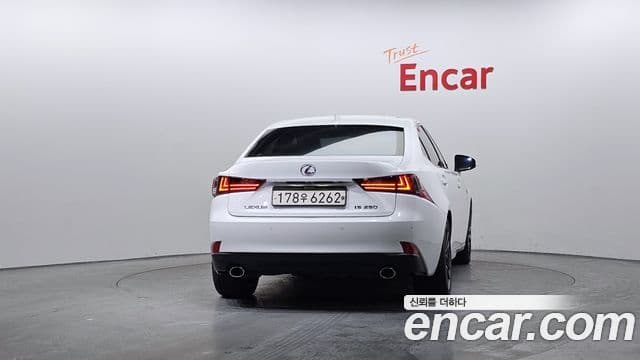 Lexus New IS250 XE30, 2014 4