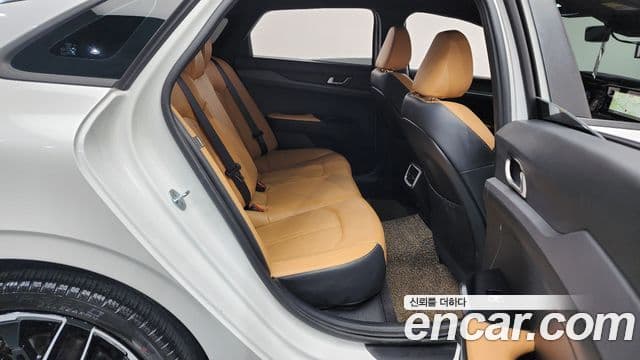 Kia K5 3세대 Prestige, 2021 12