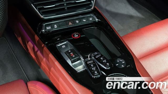 Audi e-Tron GT Premium, 2022 9