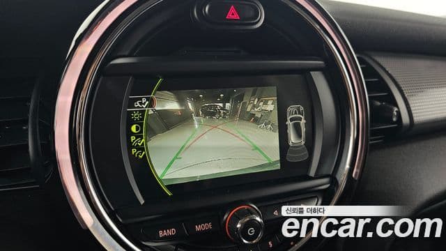 Mini Cooper 3세대, 2018 15