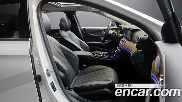 Mercedes-Benz E-класс W213 Exclusive, 2020 10