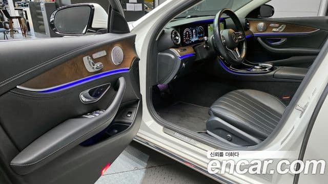 Mercedes-Benz E-класс W213 Exclusive, 2020 11