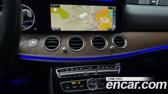 Mercedes-Benz E-класс W213 Exclusive, 2020 14