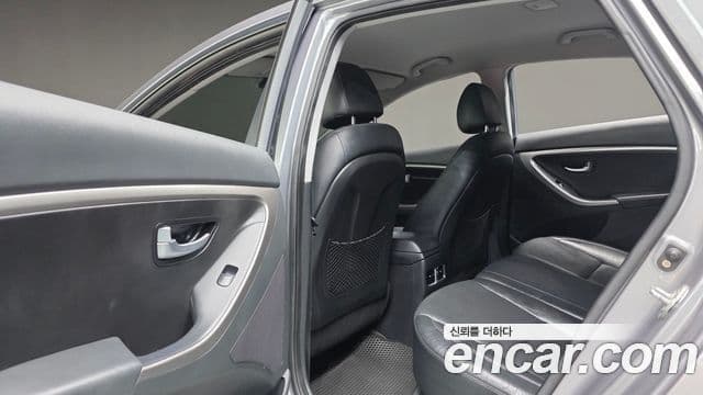 Hyundai i30(новый кузов / новое поколение) 1.6 GDI Extreme, 2012 18