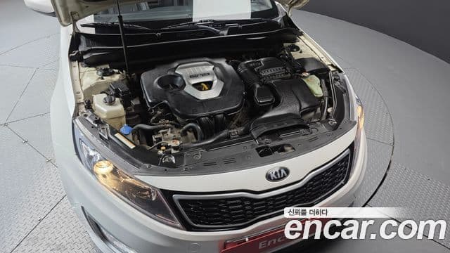Kia K5 гибрид Deluxe, 2013 6
