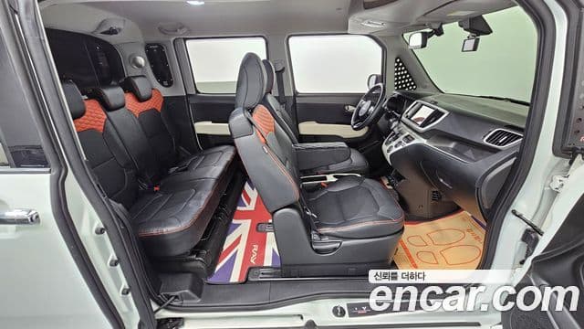 Kia The / новый New Ray Signature, 2022 13