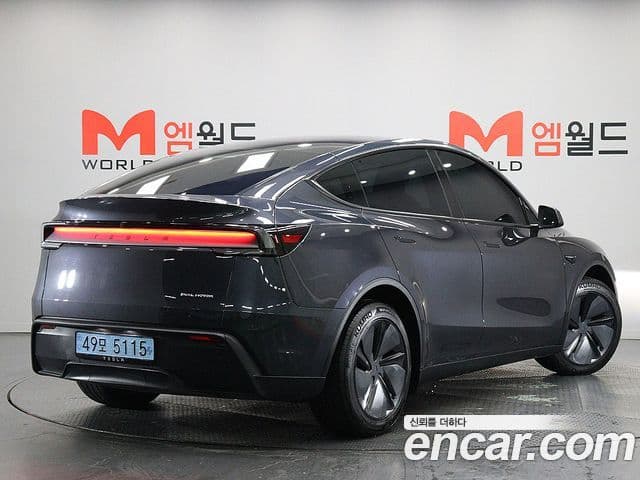 Tesla модель Y Long Range AWD, 2025 2