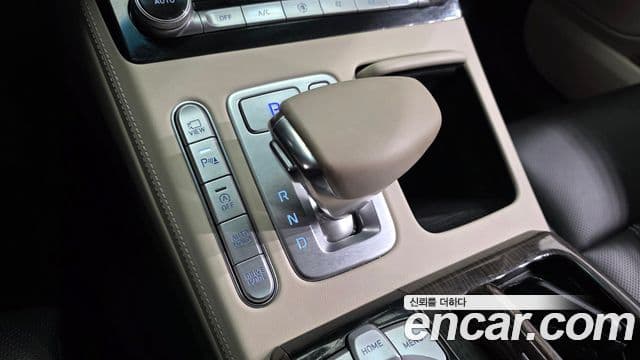 Genesis G90 Luxury, 2021 9