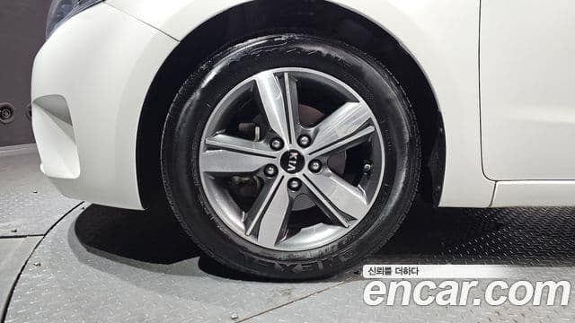 Kia The / новый New K3 Trendy, 2018 все фото