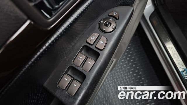 Hyundai NF Sonata 트랜스폼 빌트인캠2 — базовая версия - Built-in Cam 2, 2009 14