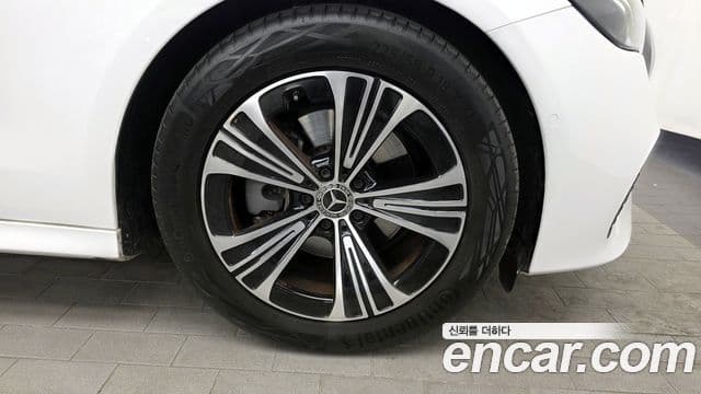 Mercedes-Benz E-класс W214 Avantgarde, 2024 все фото