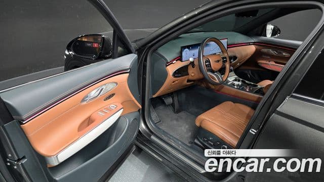 Genesis GV70, 2025 10