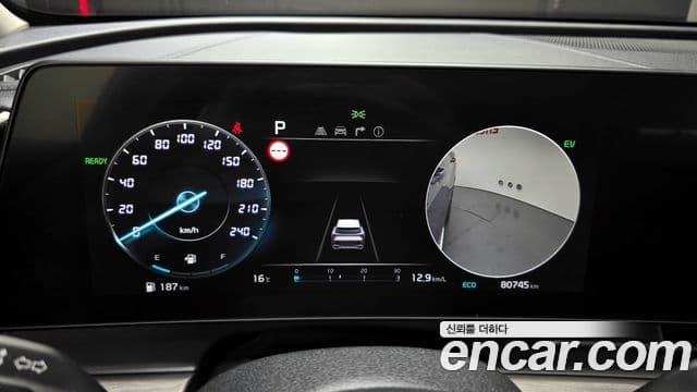 Kia Sportage 5세대 гибрид Signature 2WD, 2022 8