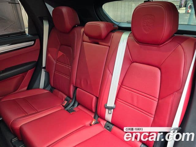 Porsche Cayenne (PO536) 3.0 Platinum Edition, 2023 15