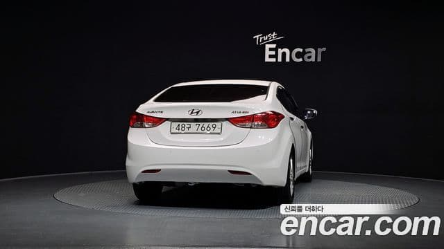 Hyundai Avante MD Premier, 2012 4