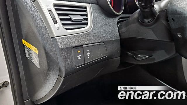 Hyundai Avante MD Premier, 2012 16