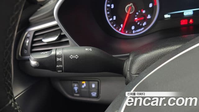 Genesis G70 Elite, 2019 16