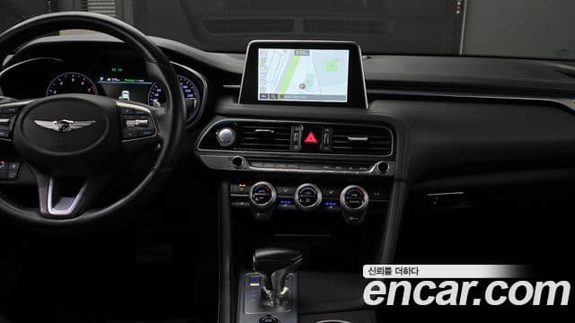 Genesis G70 Elite, 2019 19