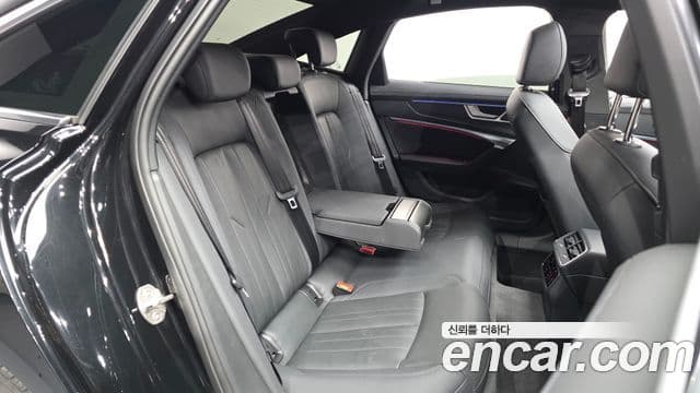 Audi A6 (C8) Premium, 2023 12