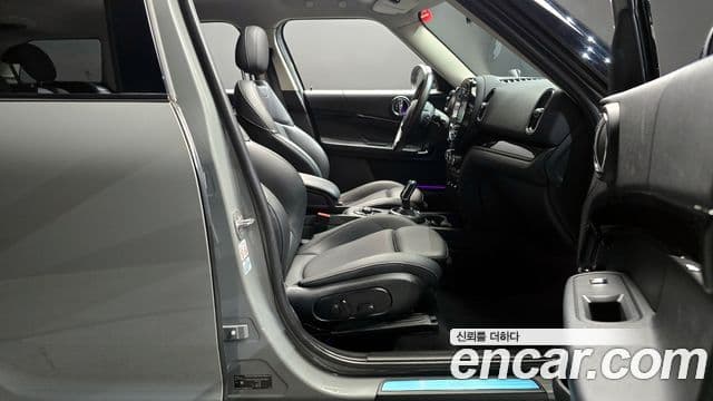 Mini Cooper D Countryman 2세대, 2021 10