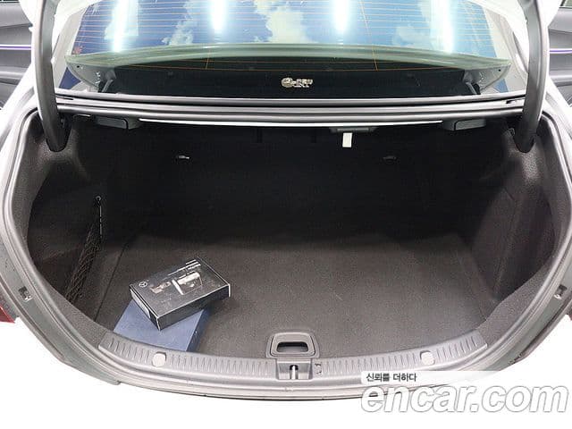 Mercedes-Benz E-класс W213 Avantgarde, 2023 15